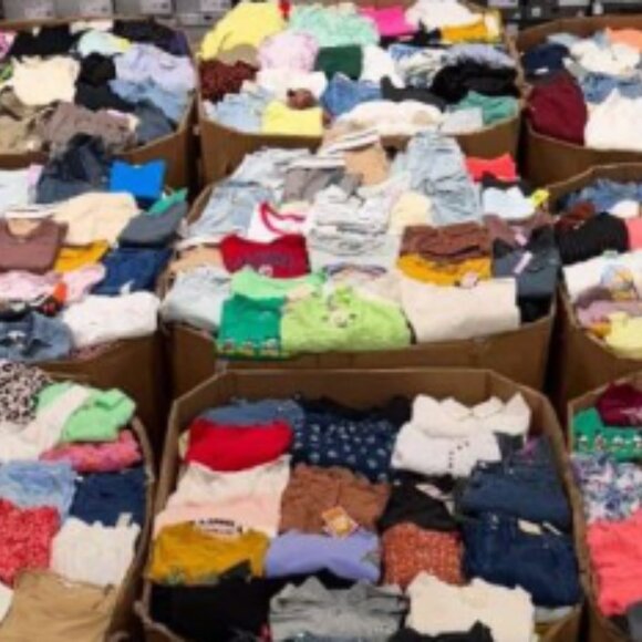 Whole sale Mixed Clothes, Brand New with Tag, Target Clothes, - Picture 14 of 16